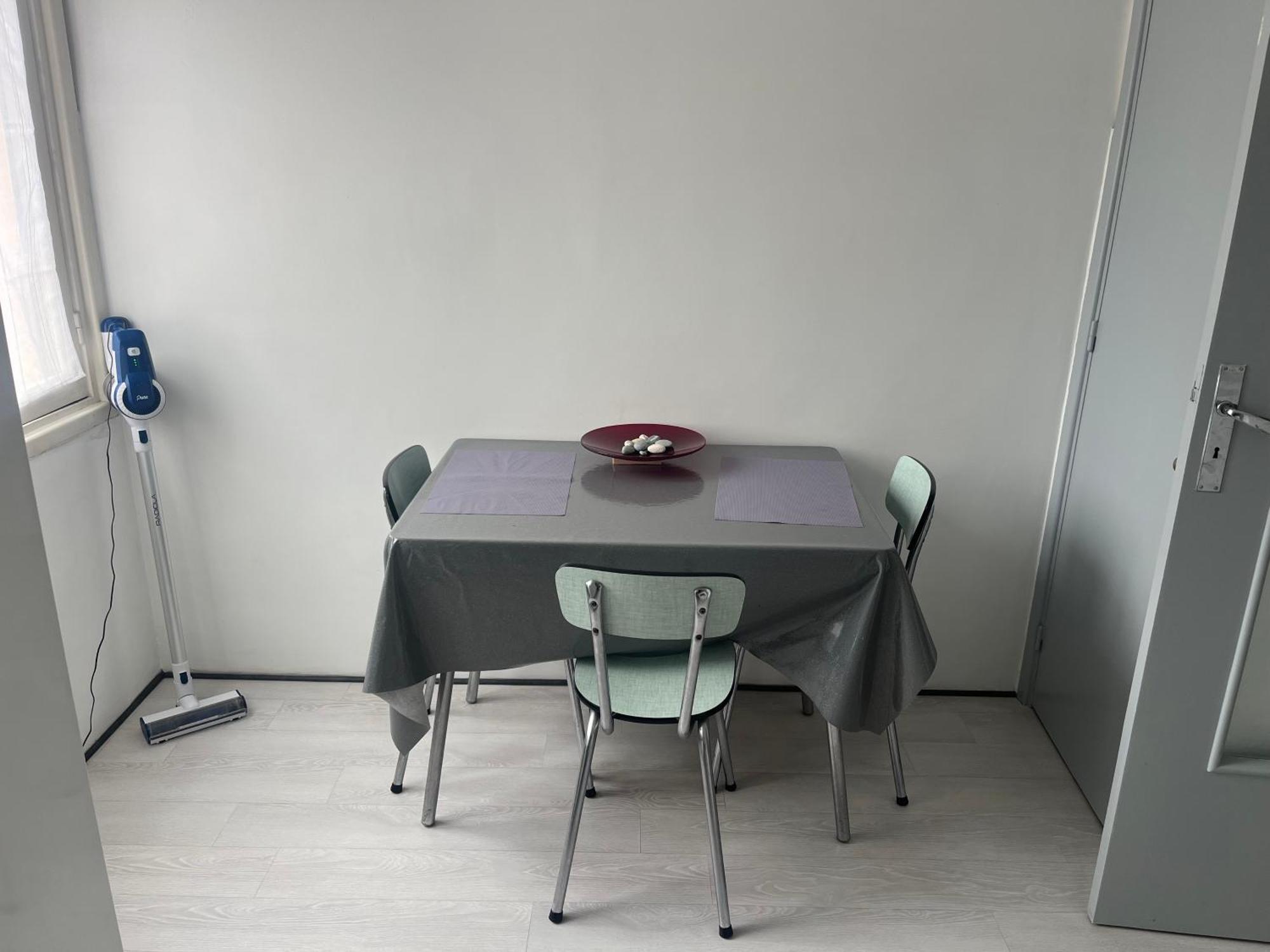 Appartement Proche Gare Routiere Menton Exterior photo